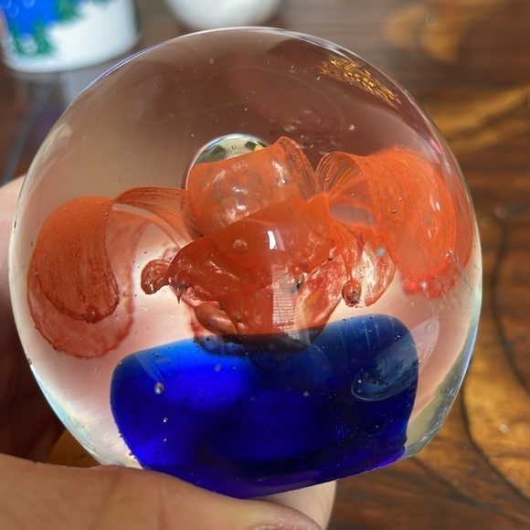 Glass Paperweight Hand Blown Orange Royal Blue Flower Round Vintage - Picture 7 of 7